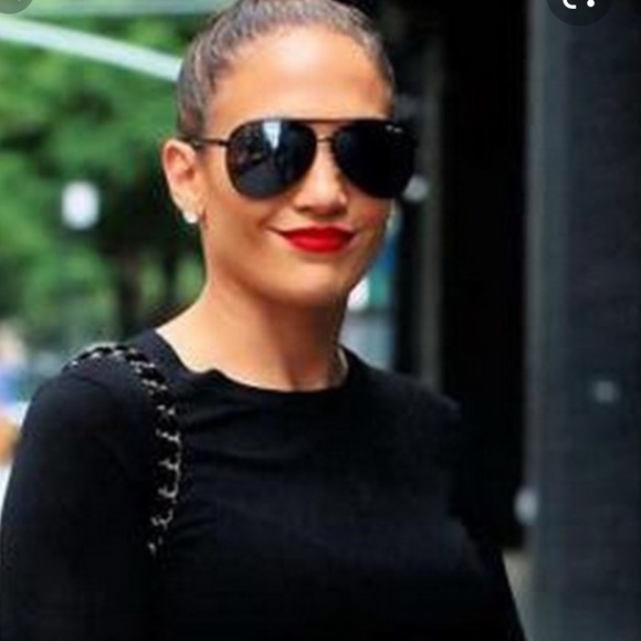 Quay Vivienne Aviator sunglasses - Picture 3 of 13